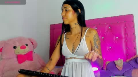    online show from 29, 5, 2026