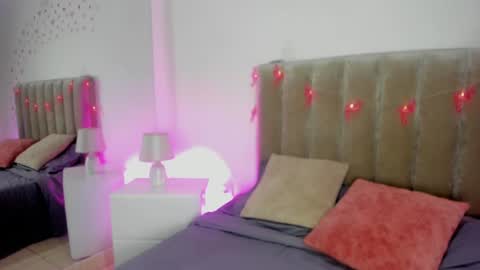 Dahlia online show from 15, 1, 2025