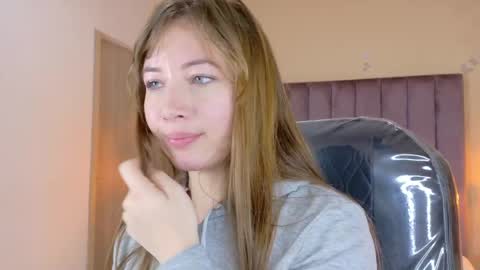 Dahlia online show from 4, 4, 2026