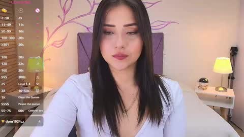 Snapshot of dahliamoore chatting on 16, 10, 2025 Dahlia online show from 16, 10, 2025