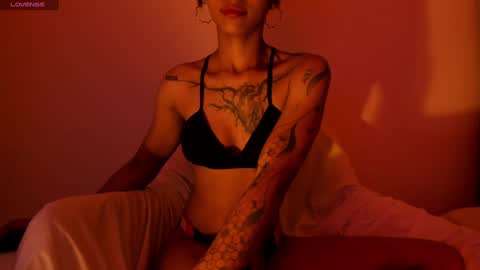 Daiana online show from 4, 2, 2025