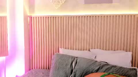 Snapshot of daiana_curly chatting on 30, 6, 2026 Daiana online show from 30, 6, 2026