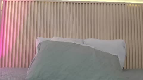 Snapshot of daiana_curly chatting on 1, 7, 2026 Daiana online show from 1, 7, 2026