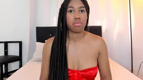 Snapshot of dailasmith chatting on 8, 3, 2025 Daila Smith  online show from 8, 3, 2025