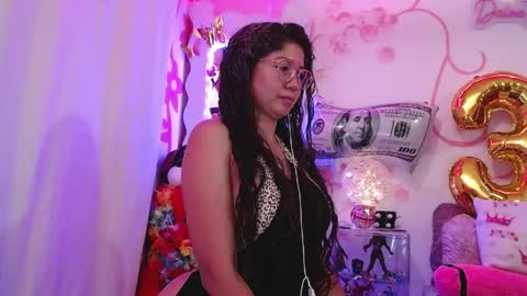 Snapshot of daina_flower chatting on 19, 5, 2026 DAINA online show from 19, 5, 2026
