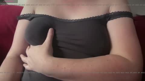 Mx Mommy Moo online show from 22, 10, 2025