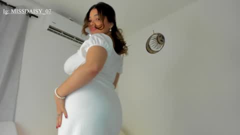 Snapshot of daisy_brown01 chatting on 3, 2, 2025 Dai my Instagram missdaisy 07 online show from 3, 2, 2025