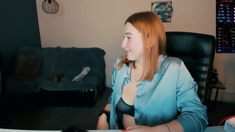 Little Di online show from 3, 12, 2024