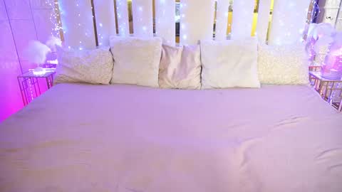 Snapshot of daisydelight_ chatting on 22, 2, 2025 daisydelight_ online show from 22, 2, 2025