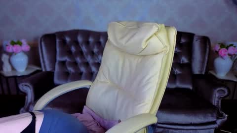 Snapshot of daisydelight_ chatting on 27, 11, 2025 daisydelight_ online show from 27, 11, 2025