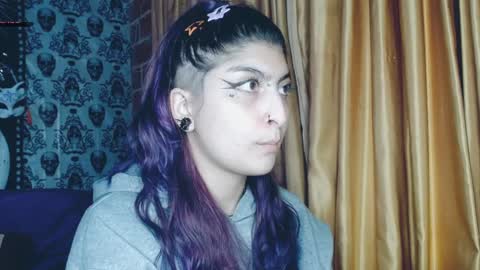 Snapshot of dak_7 chatting on 30, 1, 2025    --  -- help me reach 100 hands up  online show from 30, 1, 2025