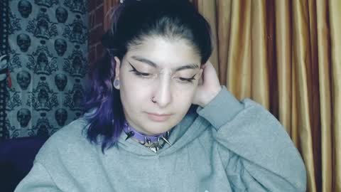 Snapshot of dak_7 chatting on 1, 2, 2025    --  -- help me reach 100 hands up  online show from 1, 2, 2025