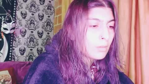 Snapshot of dak_7 chatting on 7, 2, 2025    --  -- help me reach 100 hands up  online show from 7, 2, 2025