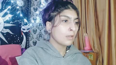 Snapshot of dak_7 chatting on 9, 2, 2025    --  -- help me reach 100 hands up  online show from 9, 2, 2025