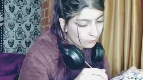 Snapshot of dak_7 chatting on 14, 2, 2025    --  -- help me reach 100 hands up  online show from 14, 2, 2025