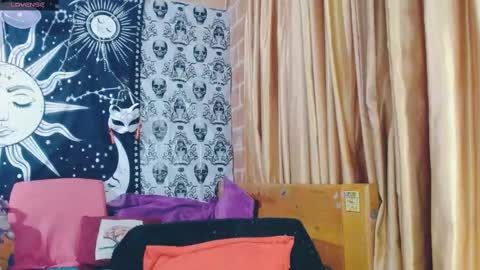 Snapshot of dak_7 chatting on 6, 3, 2025    --  -- help me reach 100 hands up  online show from 6, 3, 2025