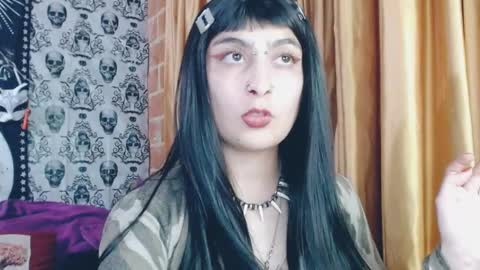 Snapshot of dak_7 chatting on 7, 3, 2025    --  -- help me reach 100 hands up  online show from 7, 3, 2025