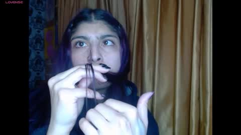 Snapshot of dak_7 chatting on 25, 10, 2025    --  -- help me reach 100 hands up  online show from 25, 10, 2025