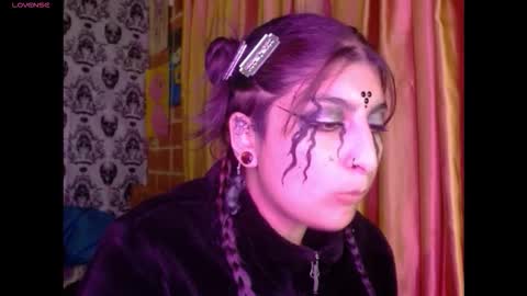 Snapshot of dak_7 chatting on 1, 11, 2025    --  -- help me reach 100 hands up  online show from 1, 11, 2025