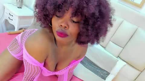 Snapshot of dakhota___ chatting on 18, 10, 2025 Brisa online show from 18, 10, 2025