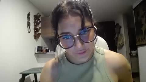 IG  dakotasofiaa online show from 17, 12, 2024