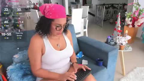 Dakota Johnson online show from 23, 11, 2025