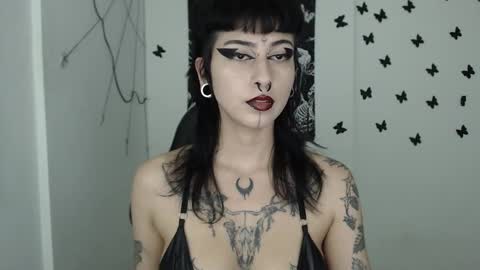 Snapshot of dakota_krall_ chatting on 11, 2, 2025 dakota online show from 11, 2, 2025