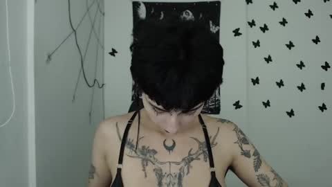 Snapshot of dakota_krall_ chatting on 13, 2, 2025 dakota online show from 13, 2, 2025