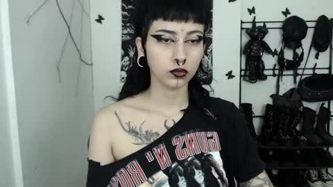 Snapshot of dakota_krall_ chatting on 13, 9, 2025 dakota online show from 13, 9, 2025