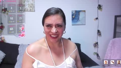 Dakotaagray online show from 17, 3, 2026