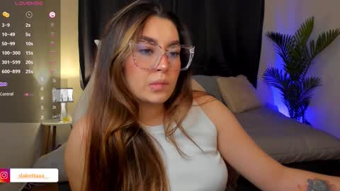 Snapshot of dakottaa__ chatting on 19, 11, 2025 dakottaa__ online show from 19, 11, 2025