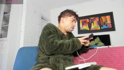 Snapshot of dalejandrov chatting on 5, 10, 2025 online show from 5, 10, 2025