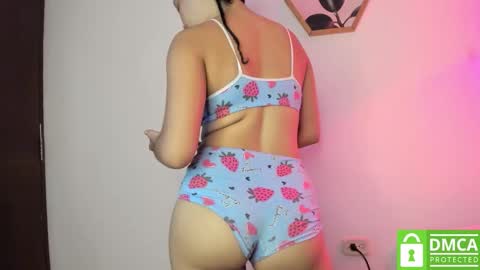 Snapshot of dalhila chatting on 2, 11, 2025 D A L H I L A online show from 2, 11, 2025