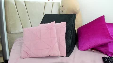 Snapshot of dalia_2 chatting on 25, 2, 2025 Ren online show from 25, 2, 2025