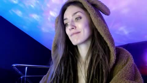 Dalia  online show from 20, 2, 2025