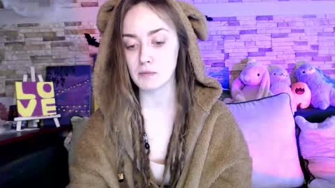 Dalia  online show from 2, 11, 2025