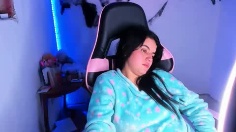 Snapshot of daliaapril22 chatting on 15, 10, 2025 Dalia April online show from 15, 10, 2025