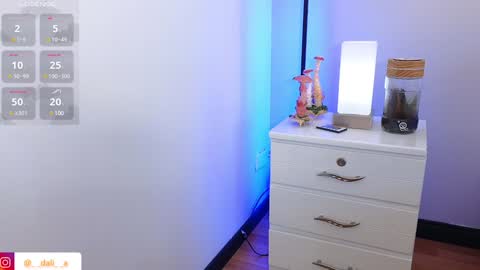 Dalia online show from 7, 1, 2025