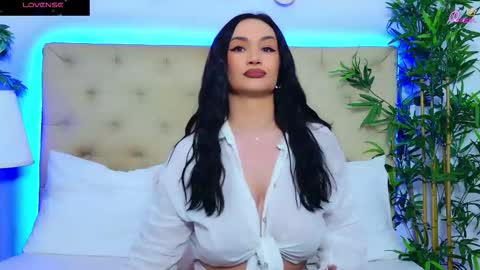 daliyaa_ online show from 5, 2, 2026