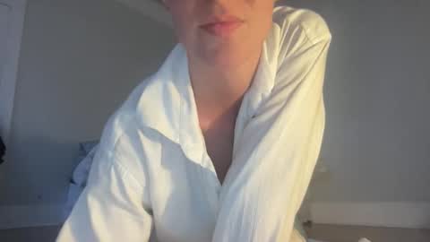 Snapshot of damedauphin chatting on 23, 2, 2026 Montana online show from 23, 2, 2026