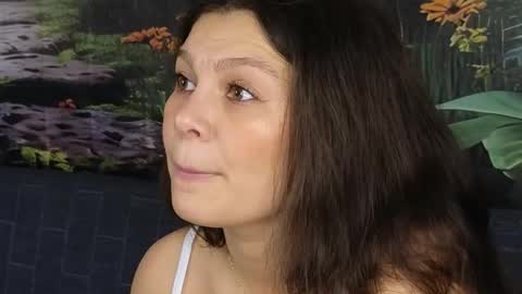 damedefeu online show from 9, 10, 2025