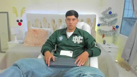 DAMIAN online show from 4, 1, 2025