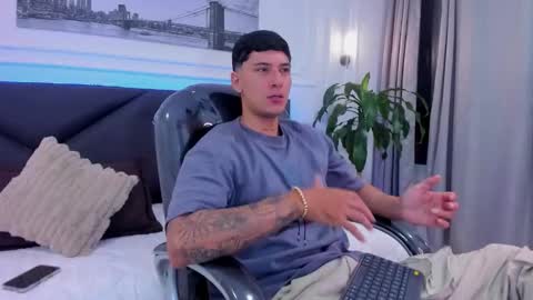 DAMIAN online show from 19, 12, 2025