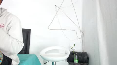 damian_hart_24cm online show from 1, 4, 2026