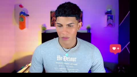 Damian online show from 8, 3, 2025