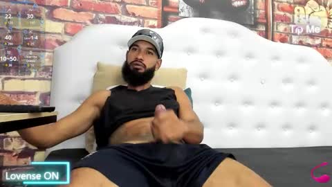 Snapshot of damian_shakur chatting on 9, 3, 2026 damian_shakur online show from 9, 3, 2026
