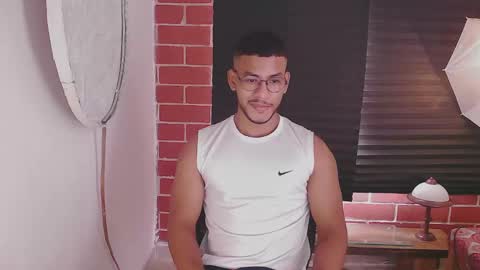 instagram damiannreed. online show from 13, 1, 2025