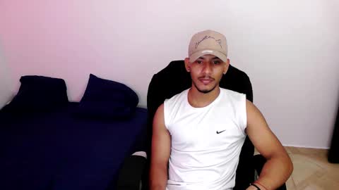 instagram damiannreed. online show from 25, 2, 2026