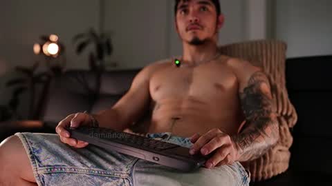 insta damn8   --------  online show from 8, 2, 2026