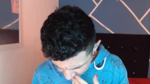 damiansexyboy69 online show from 18, 11, 2025